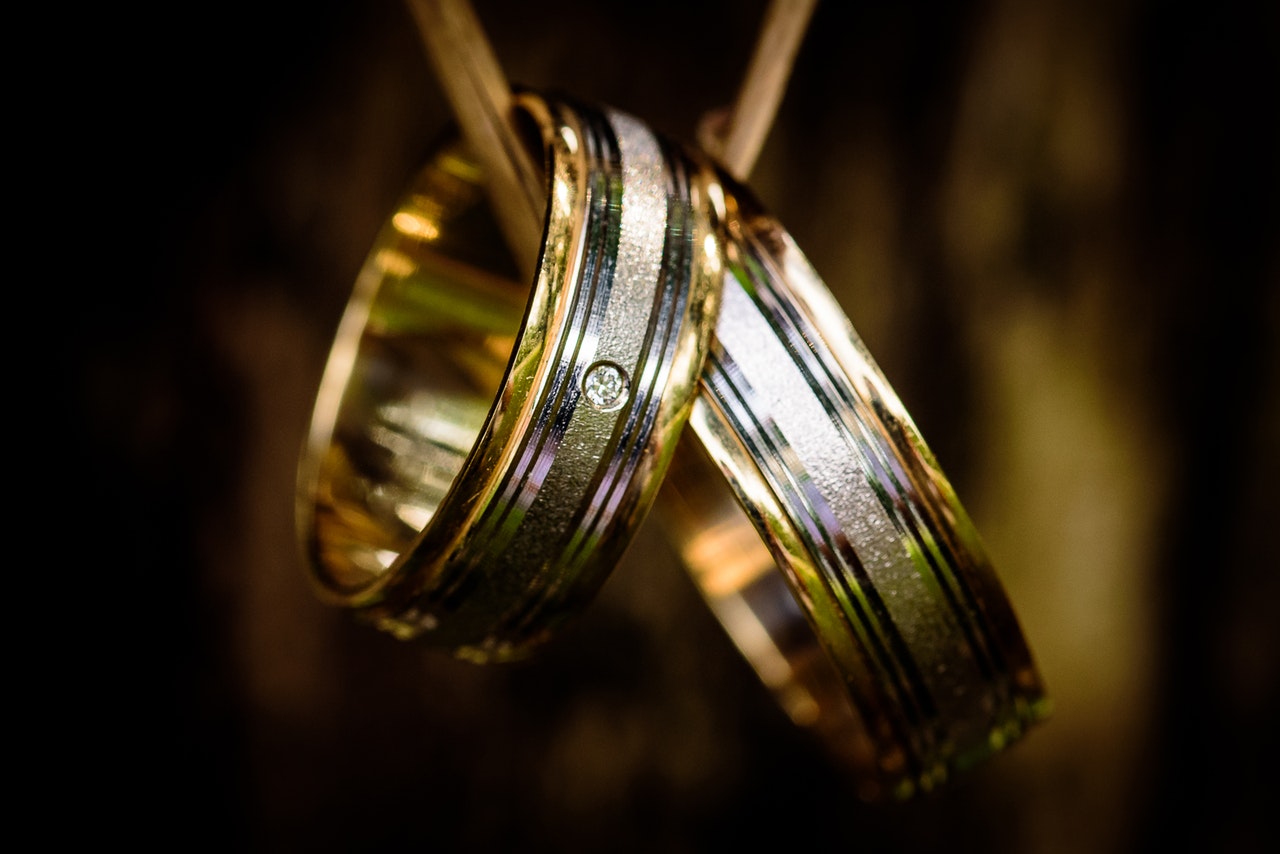 Do Pawn Shops Buy Broken Jewellery? SA Cape
